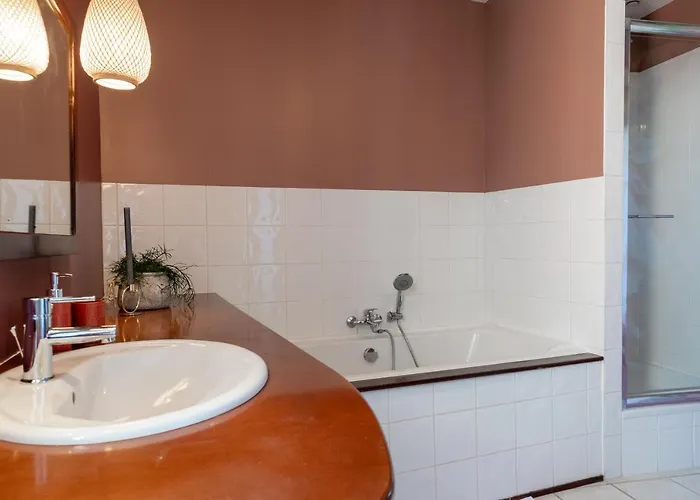 Apartment Le Leon Bourgeois 6 Pers Hypercentre