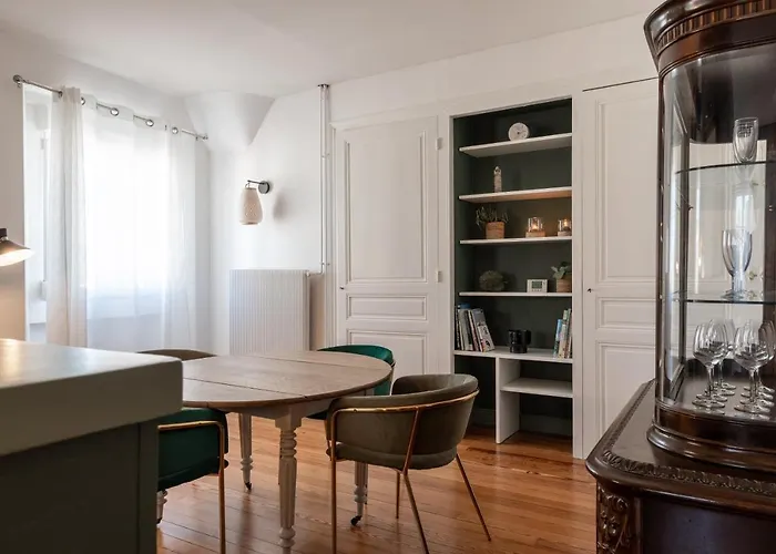 Le Leon Bourgeois 6 Pers Hypercentre Apartment